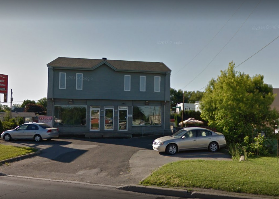 Commercial 484 B Boul. Repentigny Entreposage 2021 inc.